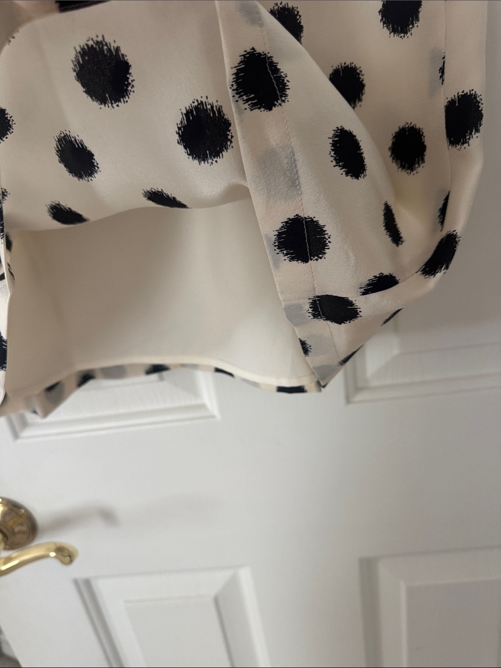 Polka Dot Cream Midi Dress with Short Sleeves - Picture 5 of 8